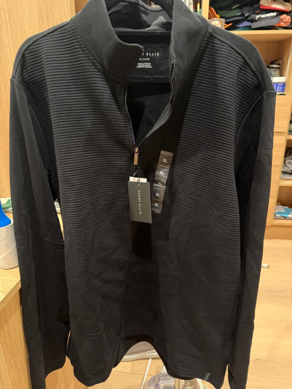 Perry Ellis Quarter Zip Pullover
